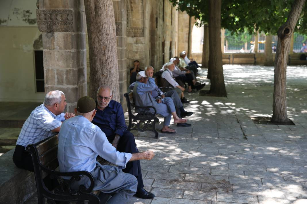 Güneydoğu kavruluyor! Sıcaklıklar 40 dereceyi aştı - Resim: 14